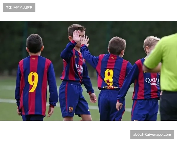 德罗首秀助力巴萨,拉玛西亚培养成就特别时刻 德罗首秀助力巴萨,拉玛西亚培养成就特别时刻