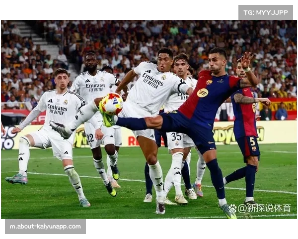 费兰托雷斯12球位列巴萨队内射手王 火力点分散显优势